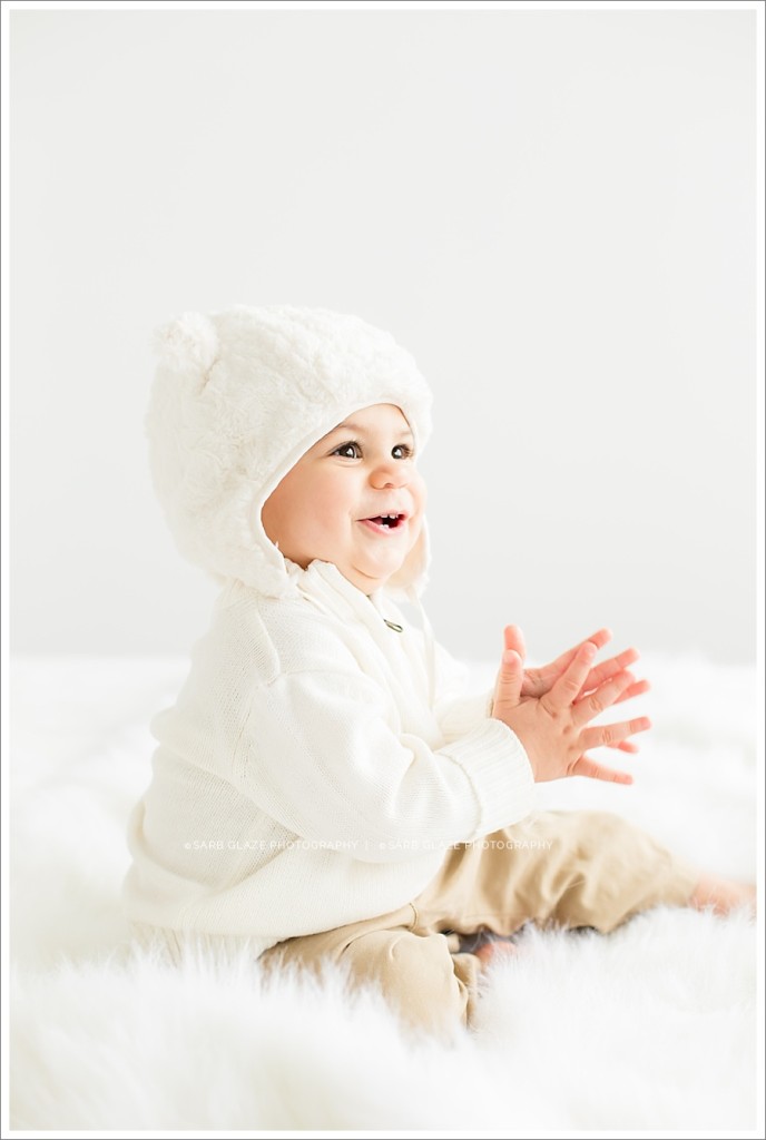 Cole Holiday Christmas Mini Session Vancouver Children's Baby Photography Natural Light Studio_0004