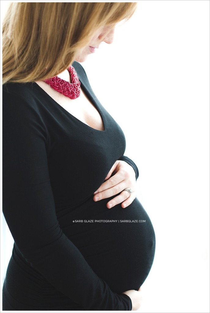 Vancouver_Studio_Modern_Maternity_Baby_Bump_Pregnancy_Portrait_Photography_0017