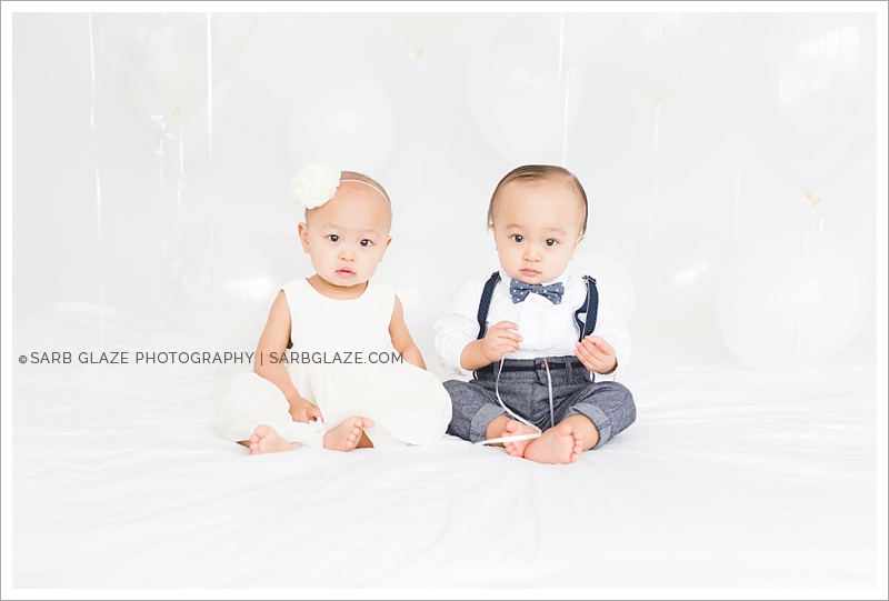 Vancouver_Twins_Siblings_Birthday_Modern_Bright_Fresh_Soft_Portrait_Photography_0003