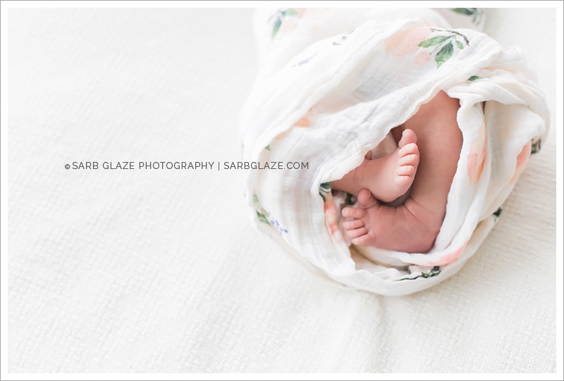 Chloe_Sarb_Glaze_Photography_Vancouver_Newborn_Photographer_0002